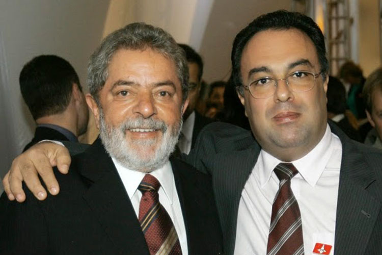 Câmara de Ponta Grossa cassa cidadania honorária de Lula e André Vargas