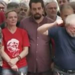 No cárcere, o alarife Lula queixa-se de Gleisi e chama a presidente do PT de “incompetente”