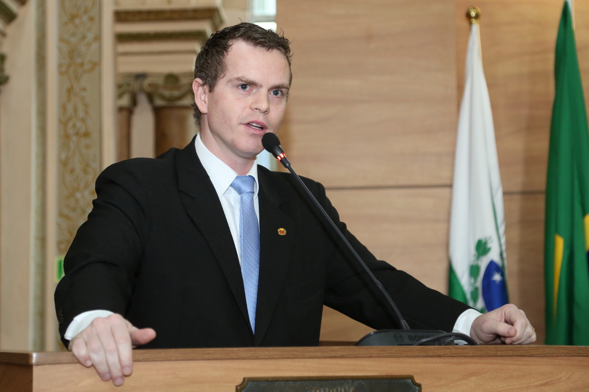 Bruno Pessuti confirma pré-candidatura a deputado estadual