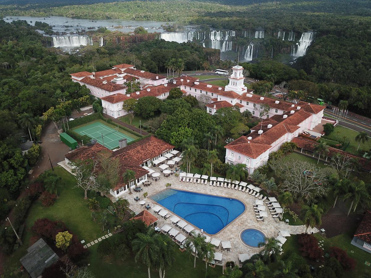 Belmont Hotel das Cataratas reabre no dia 20, com novidades O Belmond Hotel das Cataratas, único localizado dentro do Parque Nacional do Iguaçu, volta a abrir as portas no dia 20 de agosto.