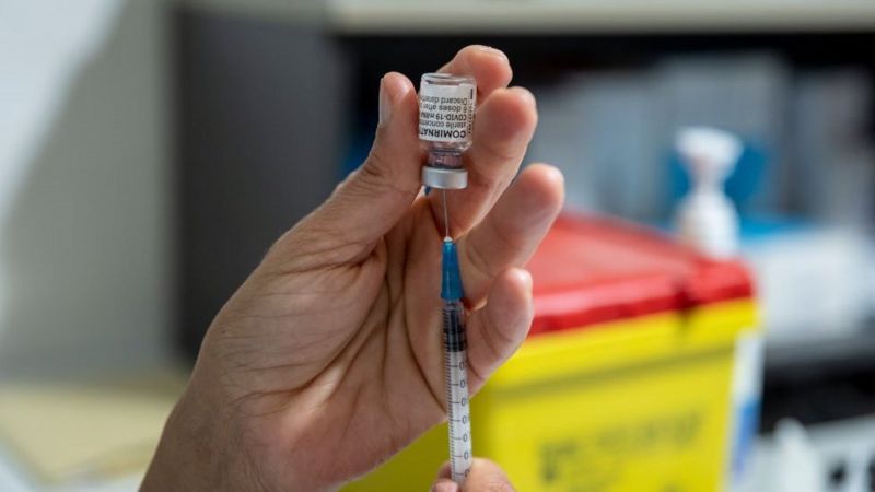 Câmara aprova compra de vacinas por empresas para imunizar funcionários contra Covid Foto: Getty Images