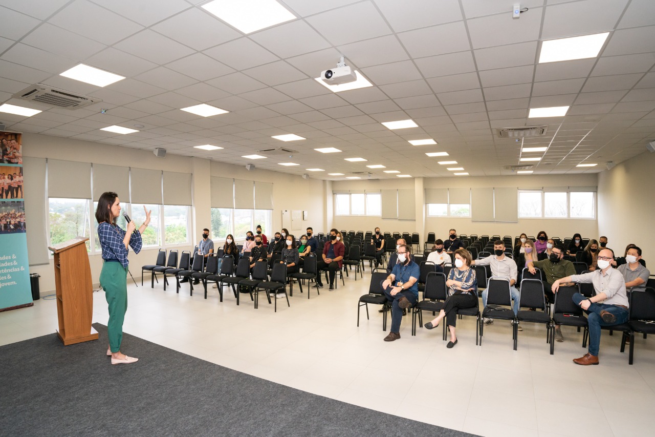 Com investimento da Itaipu, Projeto Trilha Jovem terá 300 participantes em 2022 Número de alunos será o dobro do atual. Anúncio foi feito em cerimônia de encerramento da turma de 2021, nesta terça-feira (14)