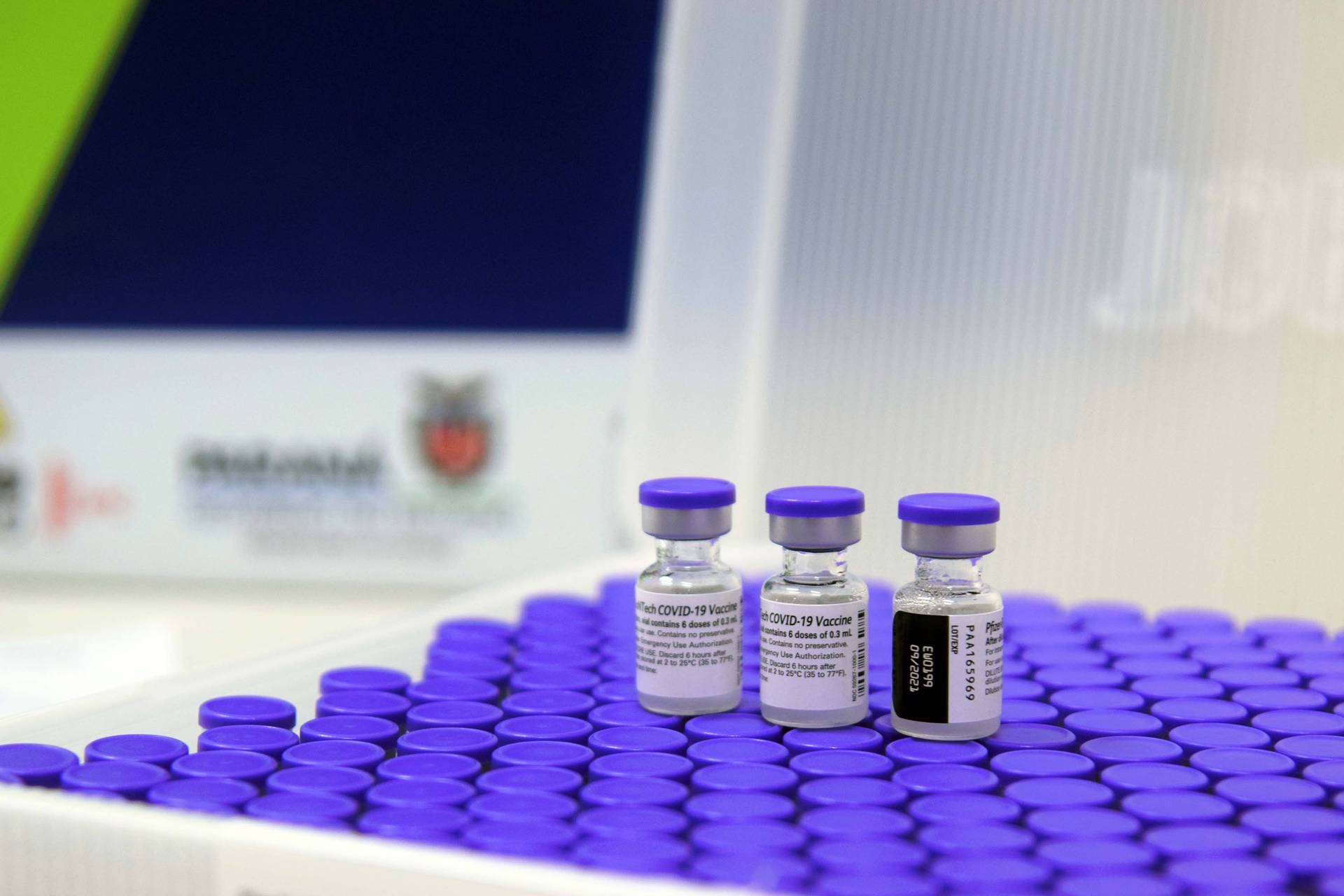 Paraná recebe mais 30,4 mil vacinas contra a Covid-19 do governo federal