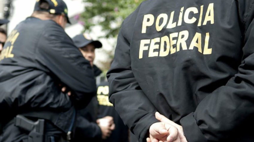 Delegados e Peritos da Polícia Federal defendem o sistema eleitoral após fala do Bolsonaro.