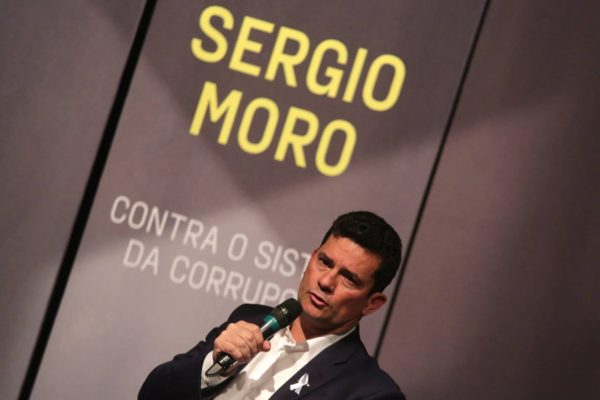 Sérgio Moro chega nesta sexta-feira (8) em Foz do Iguaçu para participar de evento em Shopping